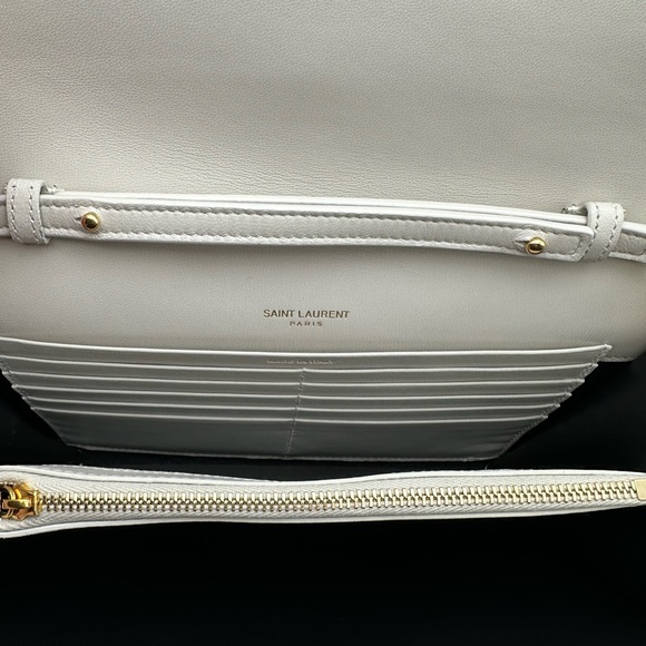 CLASSIC CASSANDRE CHAIN WALLET IN GRAIN DE POUDRE LEATHER - Picture 6 of 9